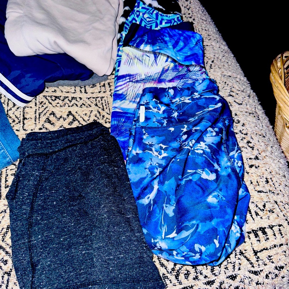 Women’s clothing, all pants/shorts/leggings.
